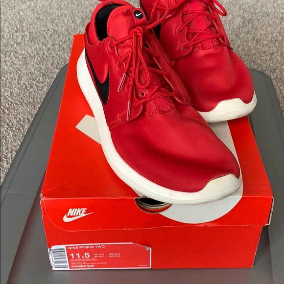 Nike Roshe Two | Red and white | used - Picture 2 of 5